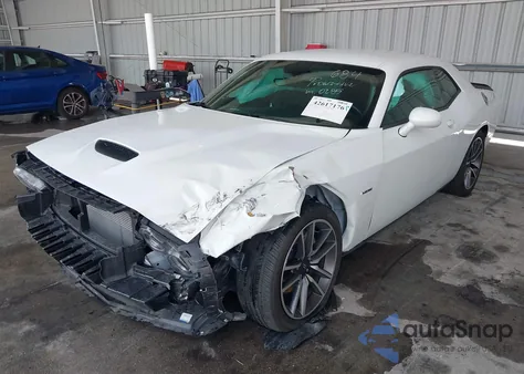 2023 Dodge Challenger R/T из США, поврежденный, VIN 2C3CDZBT8PH570285